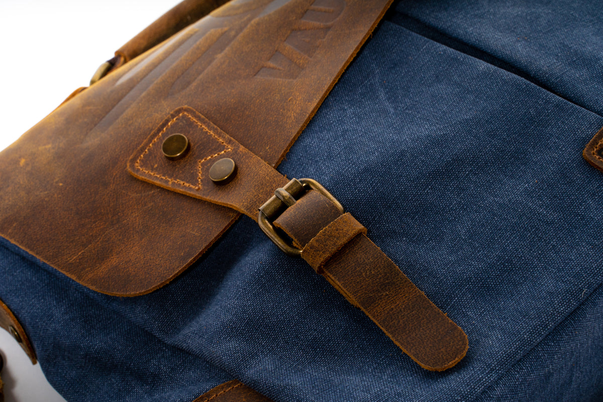 Fallout Vault-Tec Overseer Bag - Image 8