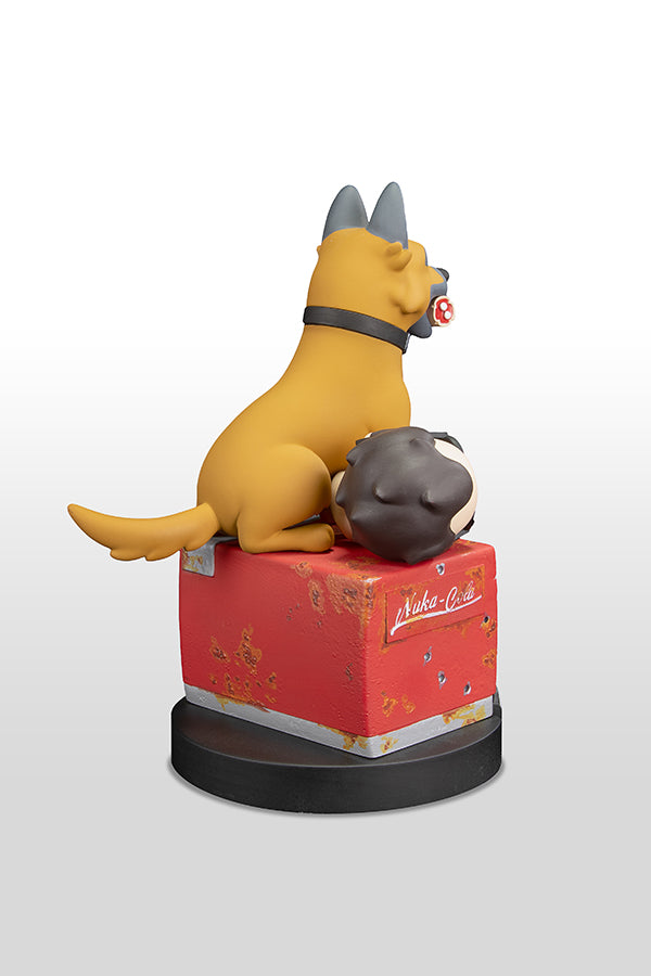 Fallout Series CX404 & Wilzig Vinyl Figure by Dark Horse - Image 5