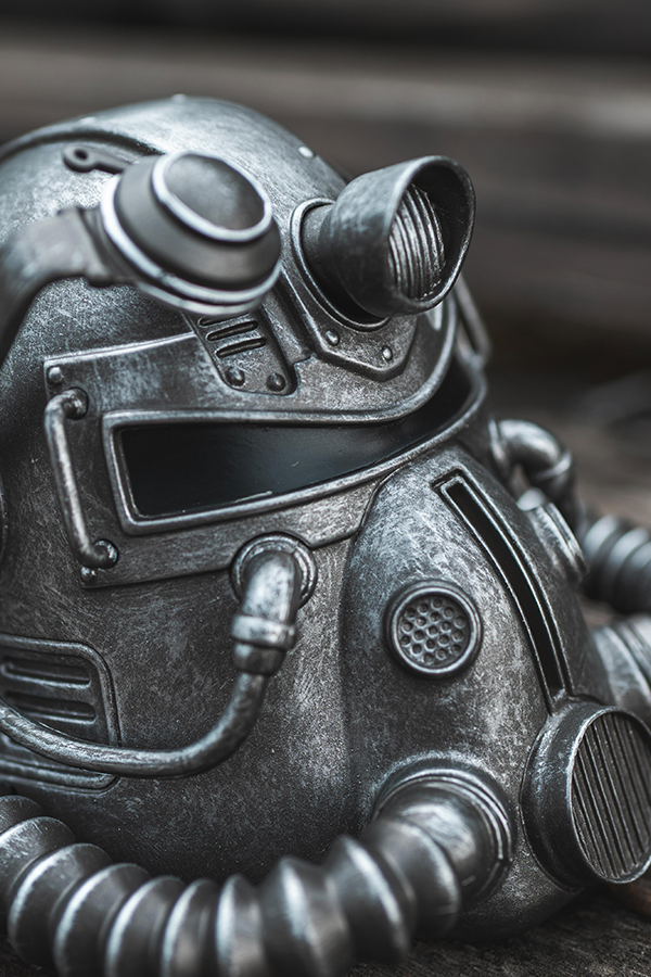 Fallout T-51 Power Armor Helmet Mini Desktop Statue - Image 10