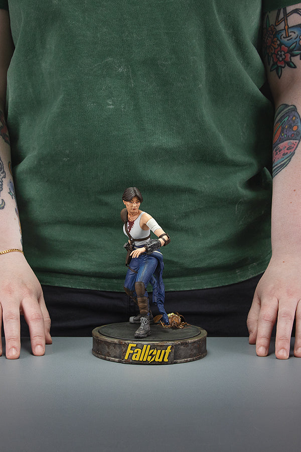 Fallout Series Lucy Figure by Dark Horse - Image 10