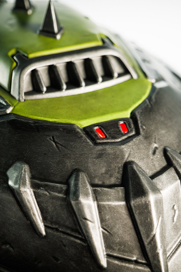 DOOM: The Dark Ages Wearable Helmet Replica - Image 14
