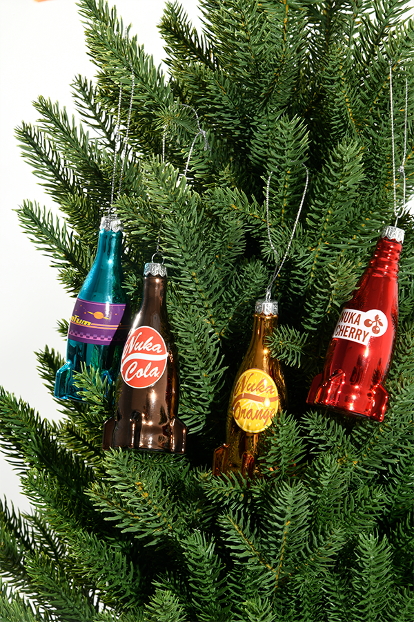 Fallout Nuka-Cola Glass Bottle Tree Ornament Set - Image 13