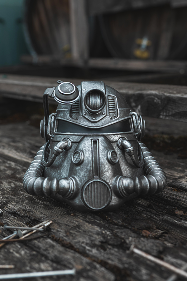Alternative view of Fallout T-51 Power Armor Helmet Mini Desktop Statue