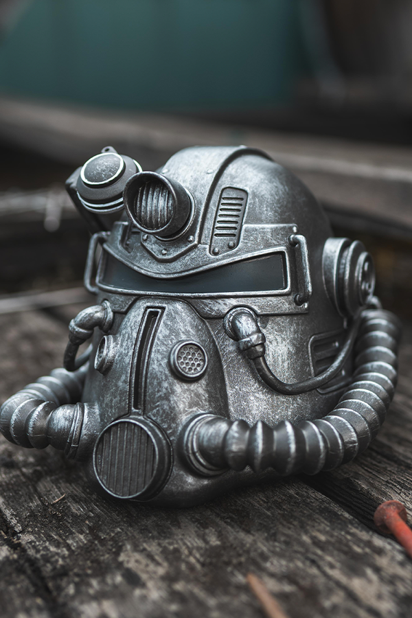 Fallout T-51 Power Armor Helmet Mini Desktop Statue - Image 3