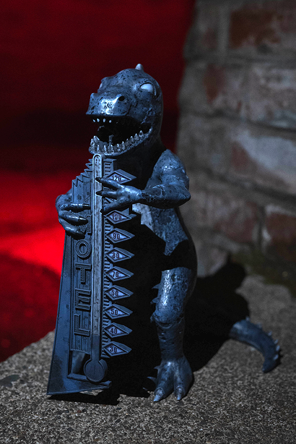 Fallout New Vegas Dinky the T-Rex Statue (Nighttime) - Image 3