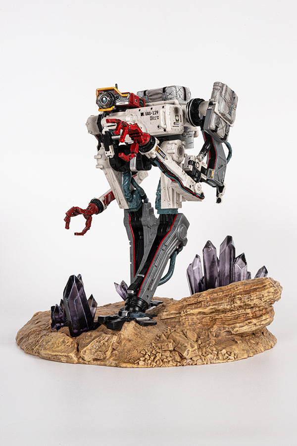 Starfield Vasco Crystal Variant Statue - Image 3