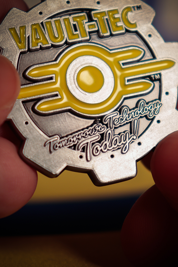 Fallout Limited Edition Vault 111 Door Coin - Image 3