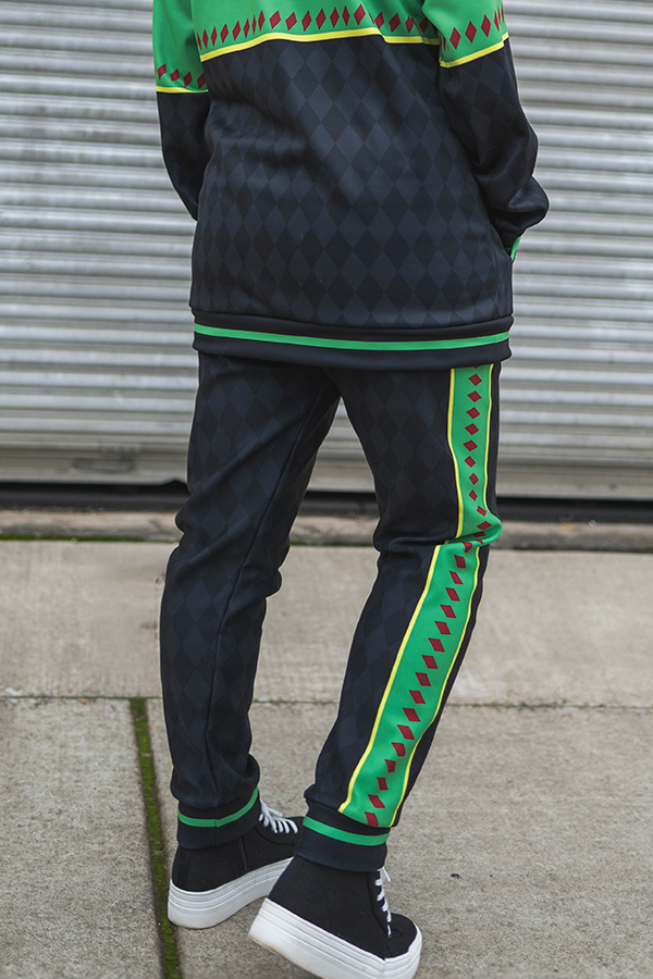 Fallout New Vegas Jogger - Image 3