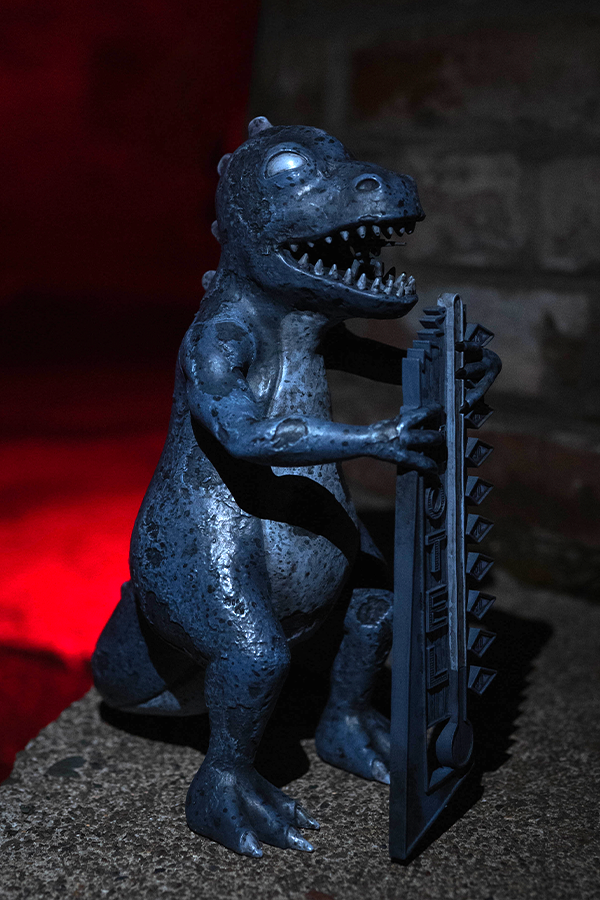 Fallout New Vegas Dinky the T-Rex Statue (Nighttime) - Image 4