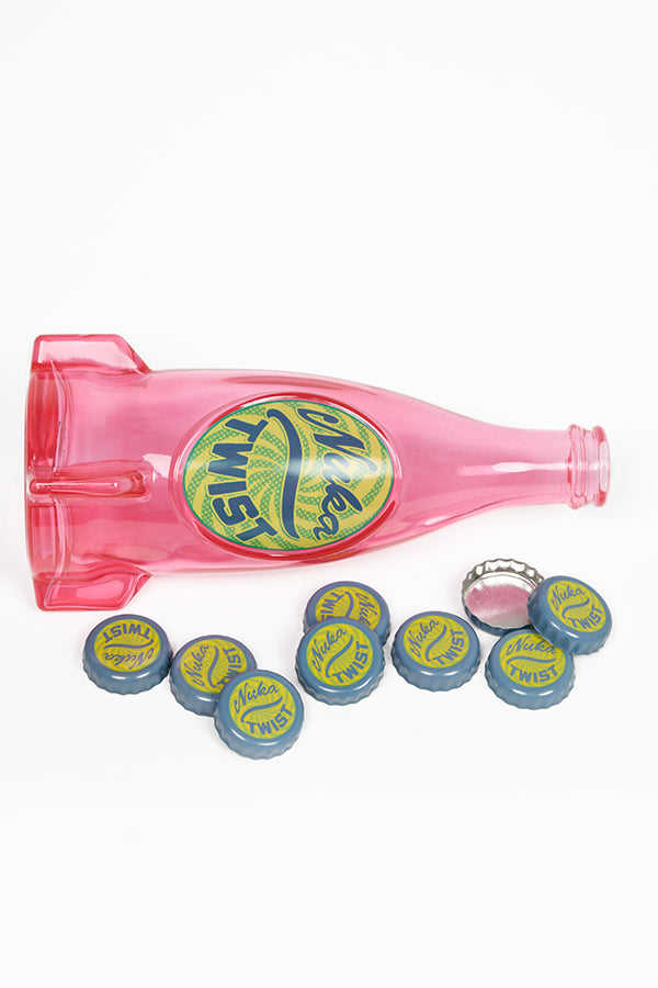 Fallout Nuka Twist Glass Bottle & Caps - Image 4