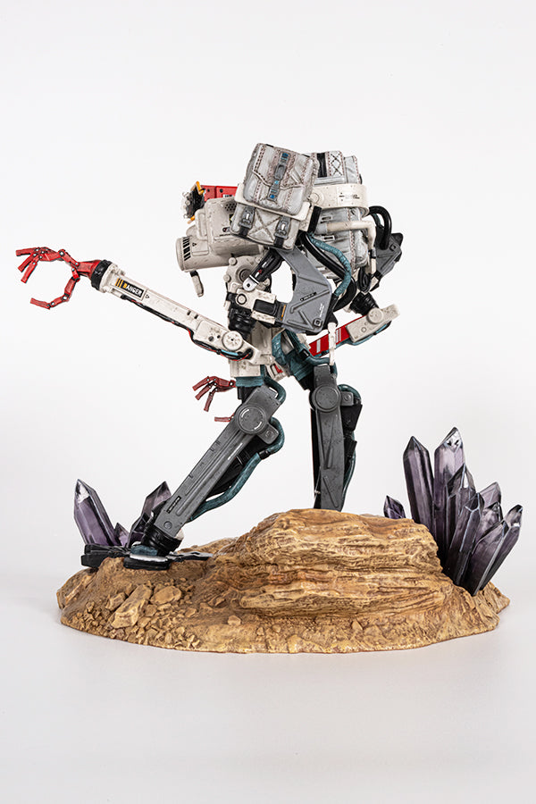 Starfield Vasco Crystal Variant Statue - Image 4