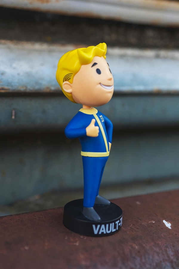 Fallout Vault Boy 33 Charisma Bobblehead - Image 4