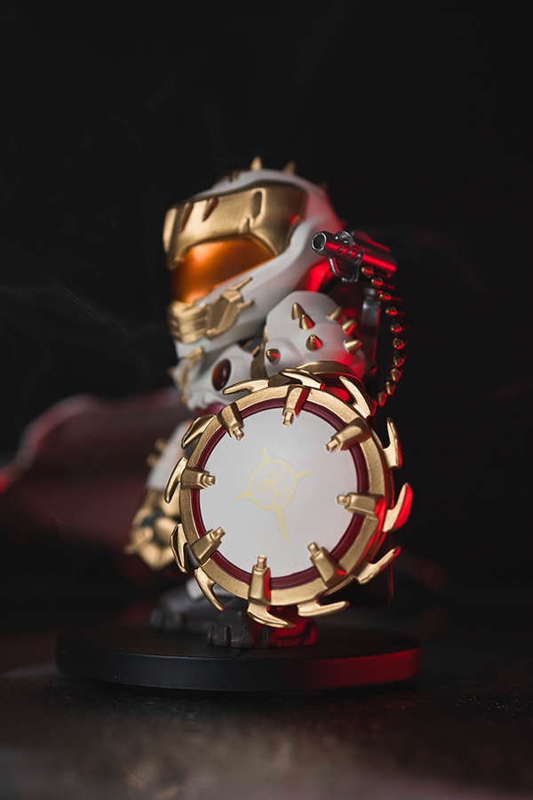 DOOM: The Dark Ages Slayer Mini Collectible Figure (Divinity Variant) - Image 5