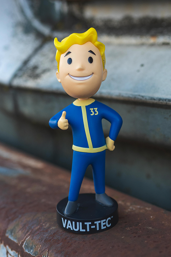 Fallout Vault Boy 33 Charisma Bobblehead - Image 5