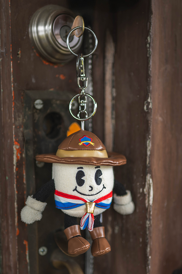 Fallout Marshal Mallow Keychain Companion - Image 6