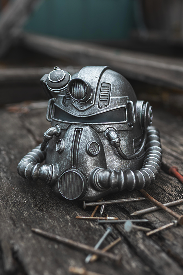 Fallout T-51 Power Armor Helmet Mini Desktop Statue - Image 7
