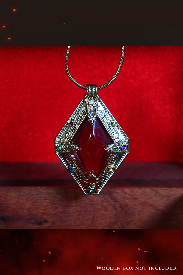 The Elder Scrolls Oblivion Amulet of Kings Limited Edition Necklace - Image 9