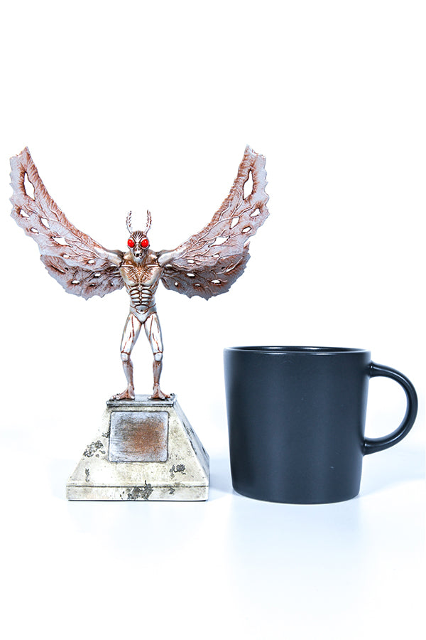 Fallout Mothman Statue - Image 9